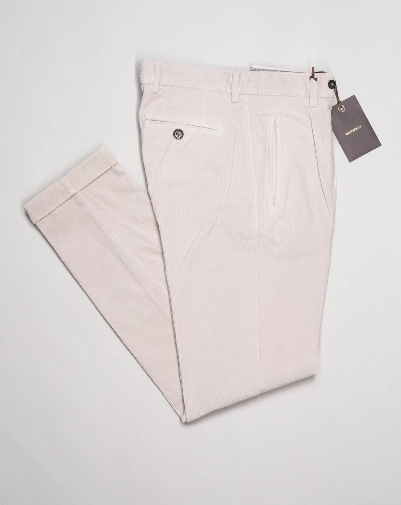 Berwich Single Pleat Corduroy Trousers / Latte