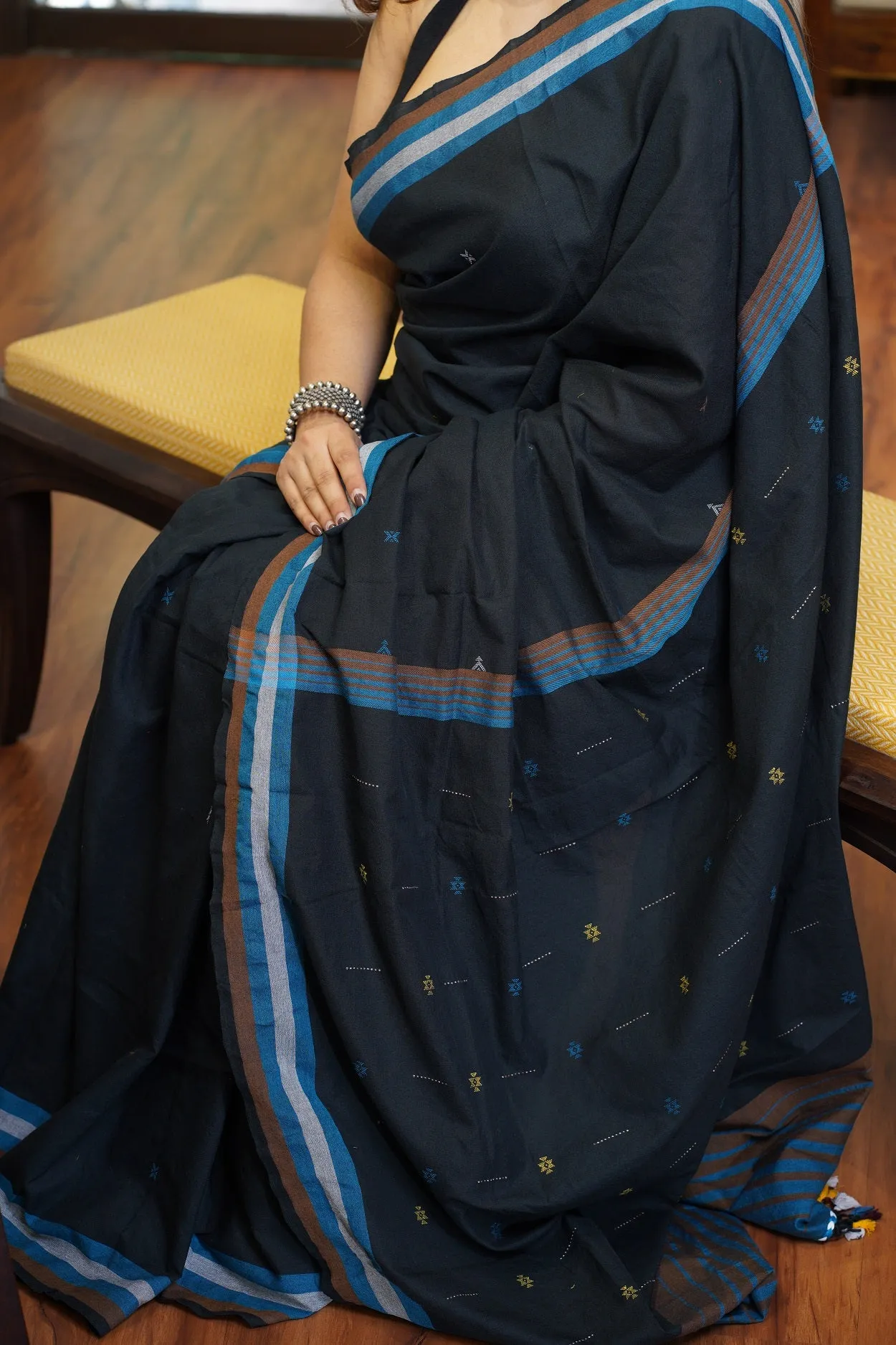 Bhujodi Handwoven Cotton Saree