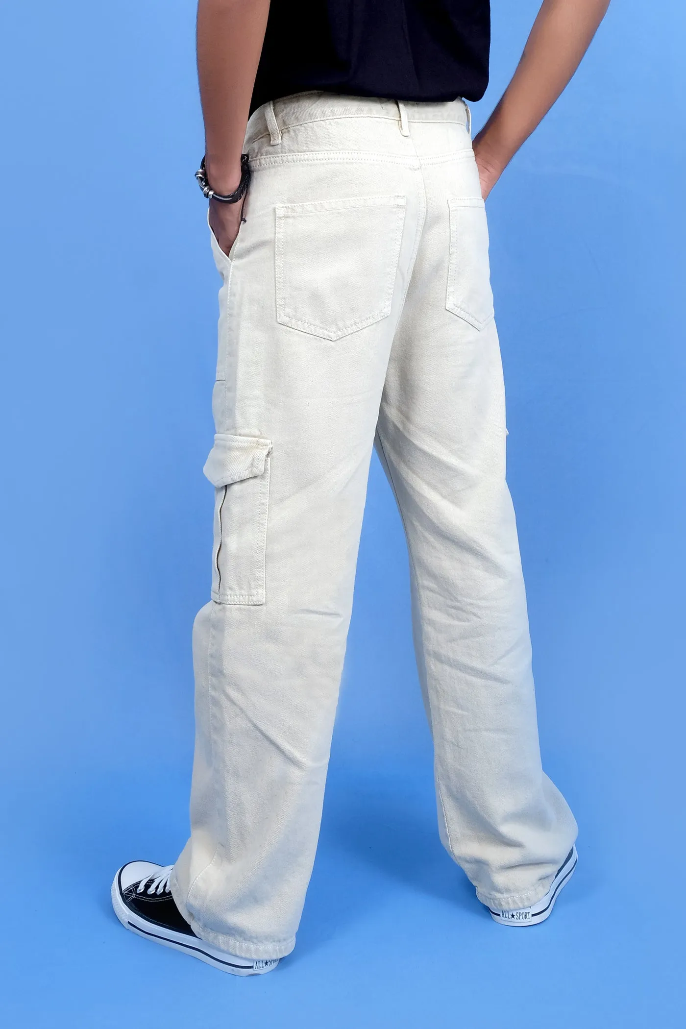 CREAM BAGGY FIT JEANS