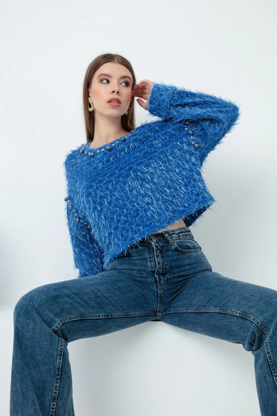 Female Furry Simli Sweater