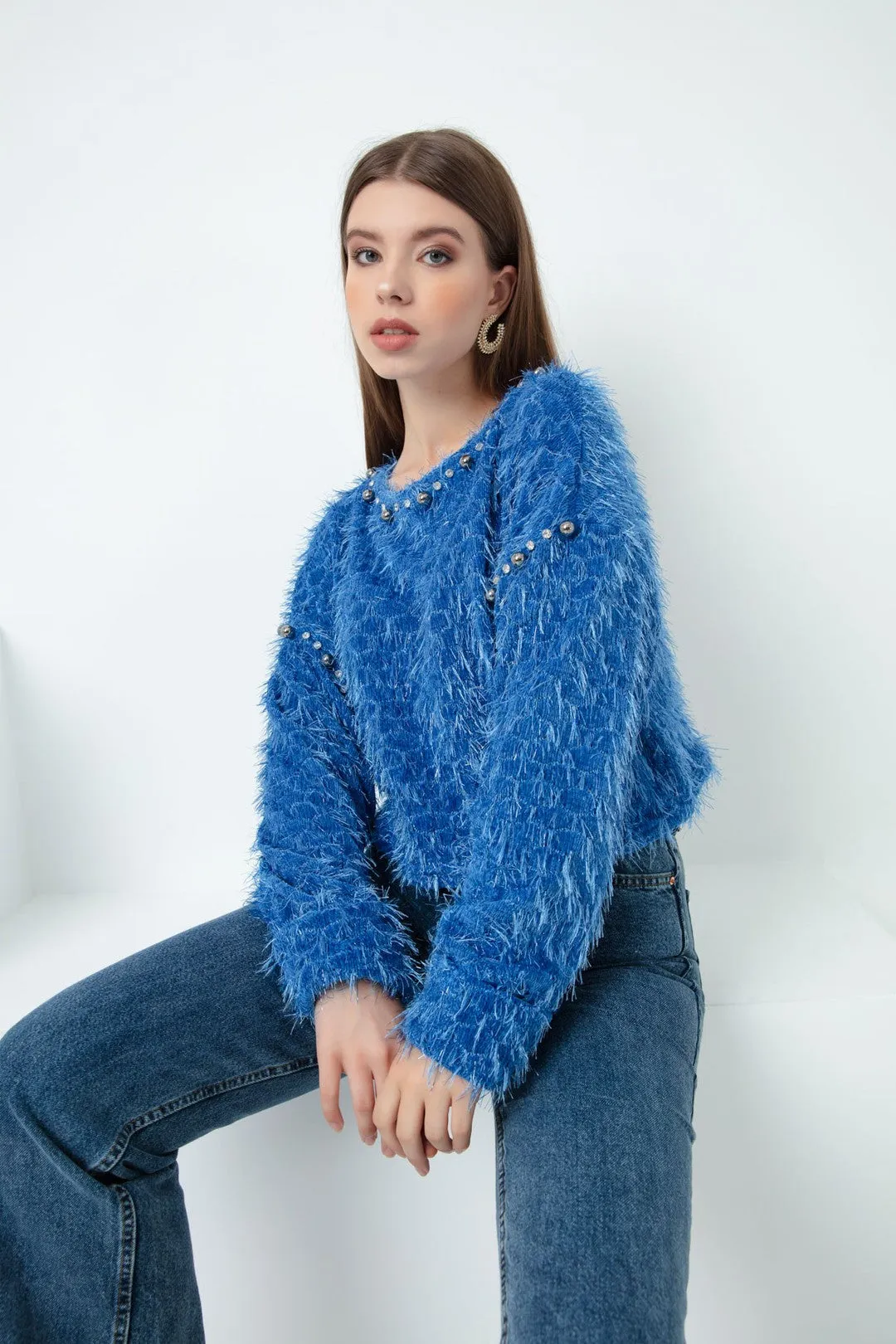 Female Furry Simli Sweater