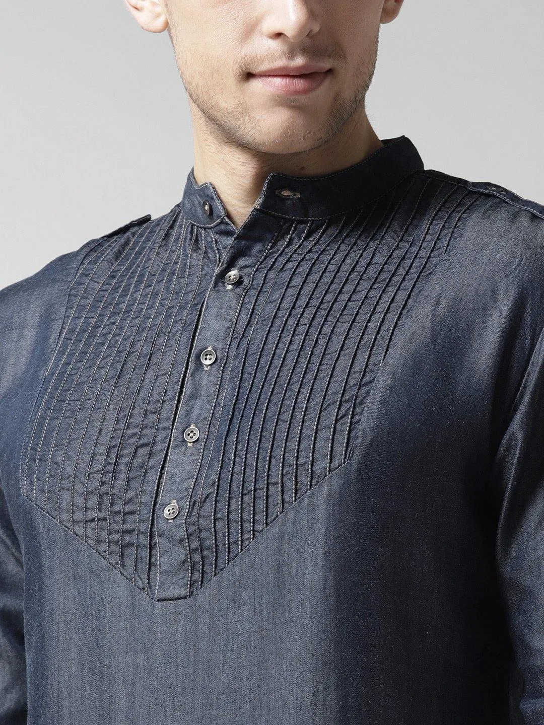 Men Navy Solid Straight Kurta