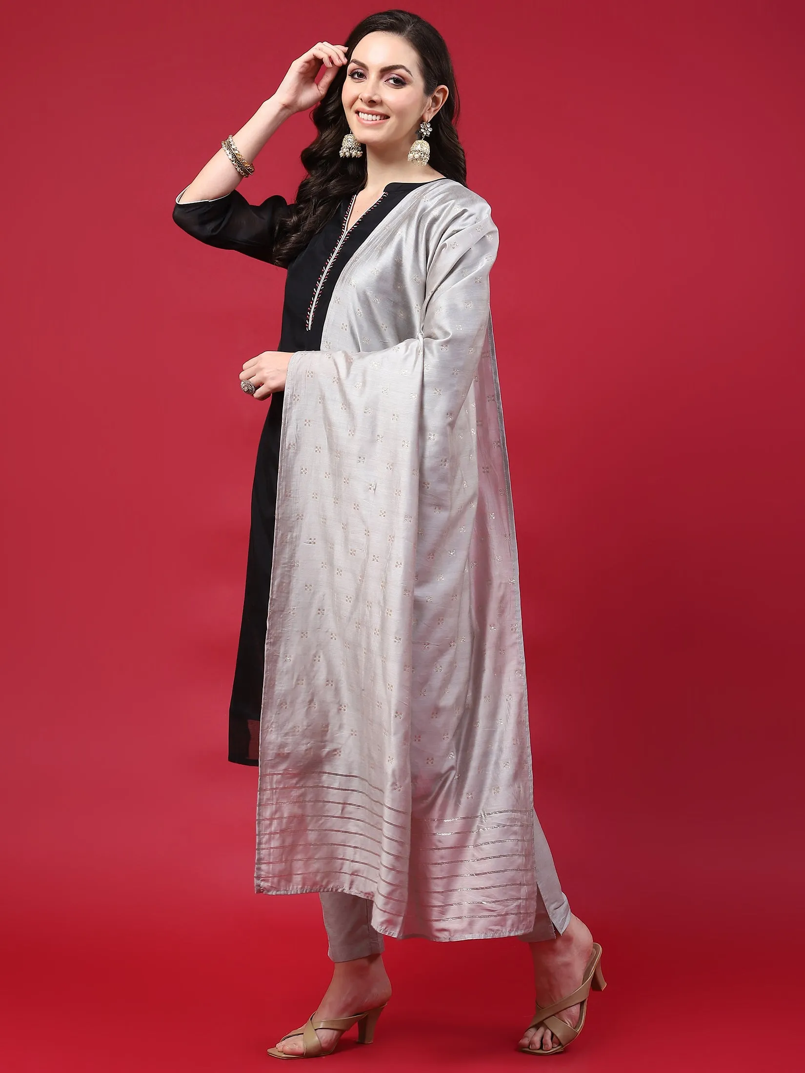 Women Black Solid Kurta Trouser Dupatta